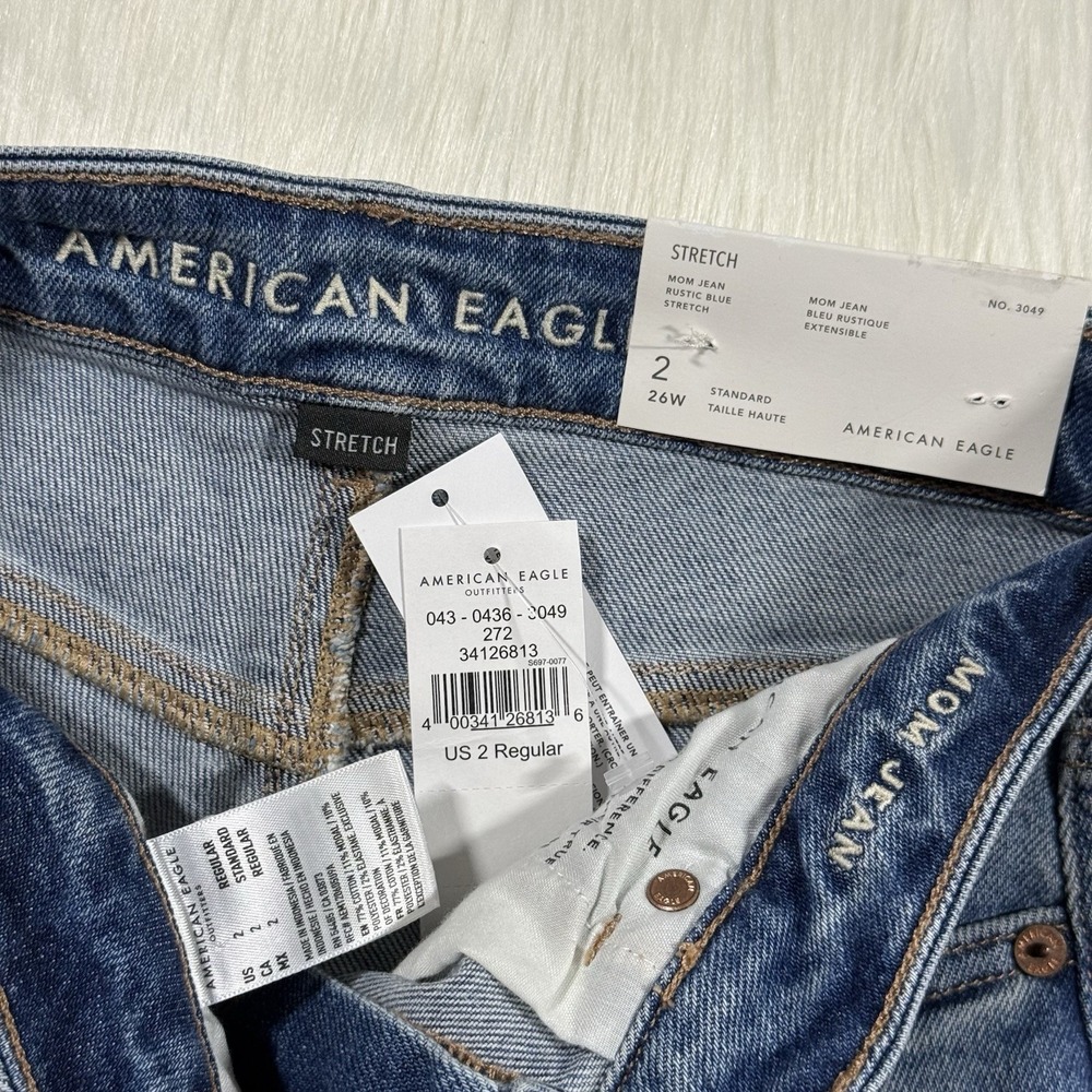 American Eagle Women's Size 2 R Distressed Mom Denim Jeans - Picture 6 of 9